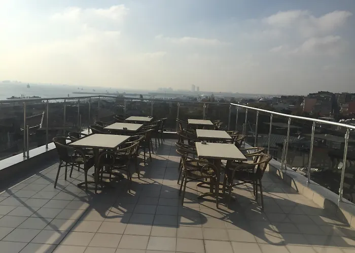 Отель Sultan Palace