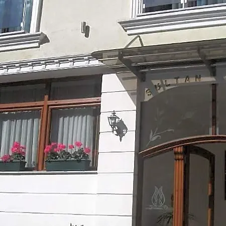 Sultan Palace 3*