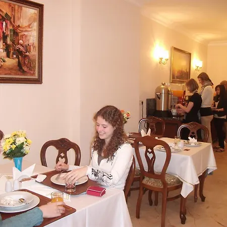מלון Sultan Palace 3*